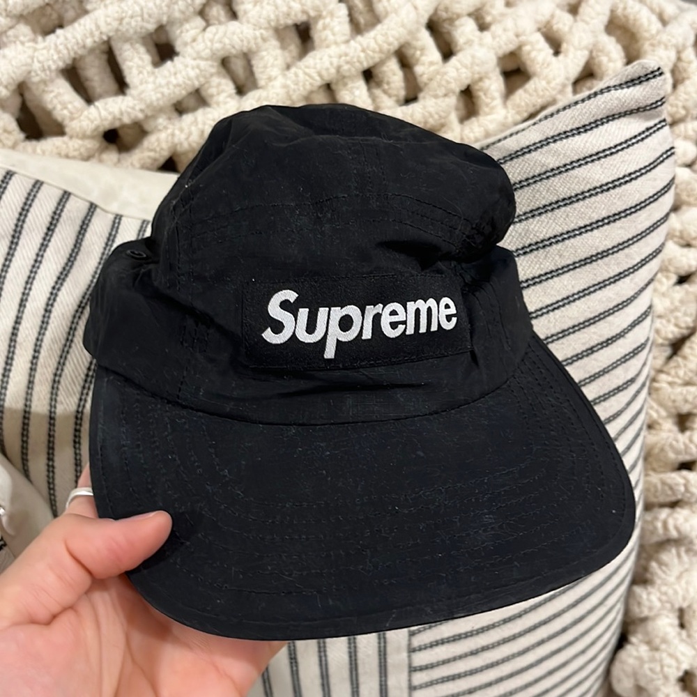 SUPREME HAT